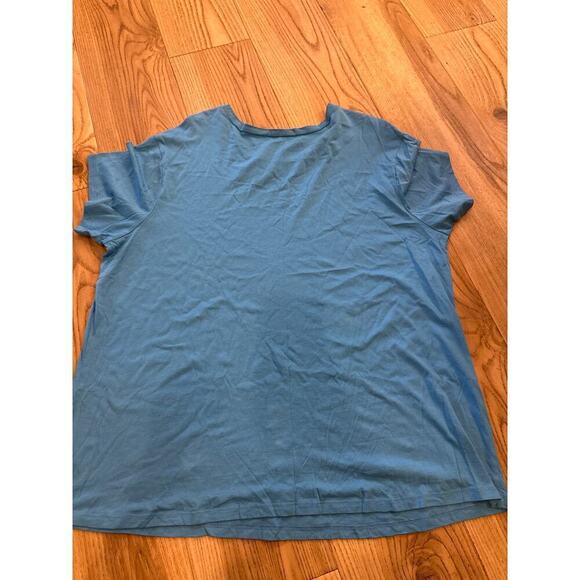 Torrid Active Tshirt Womens Size 2 (equiv to 2X) Short Sleeve - Picture 6 of 6